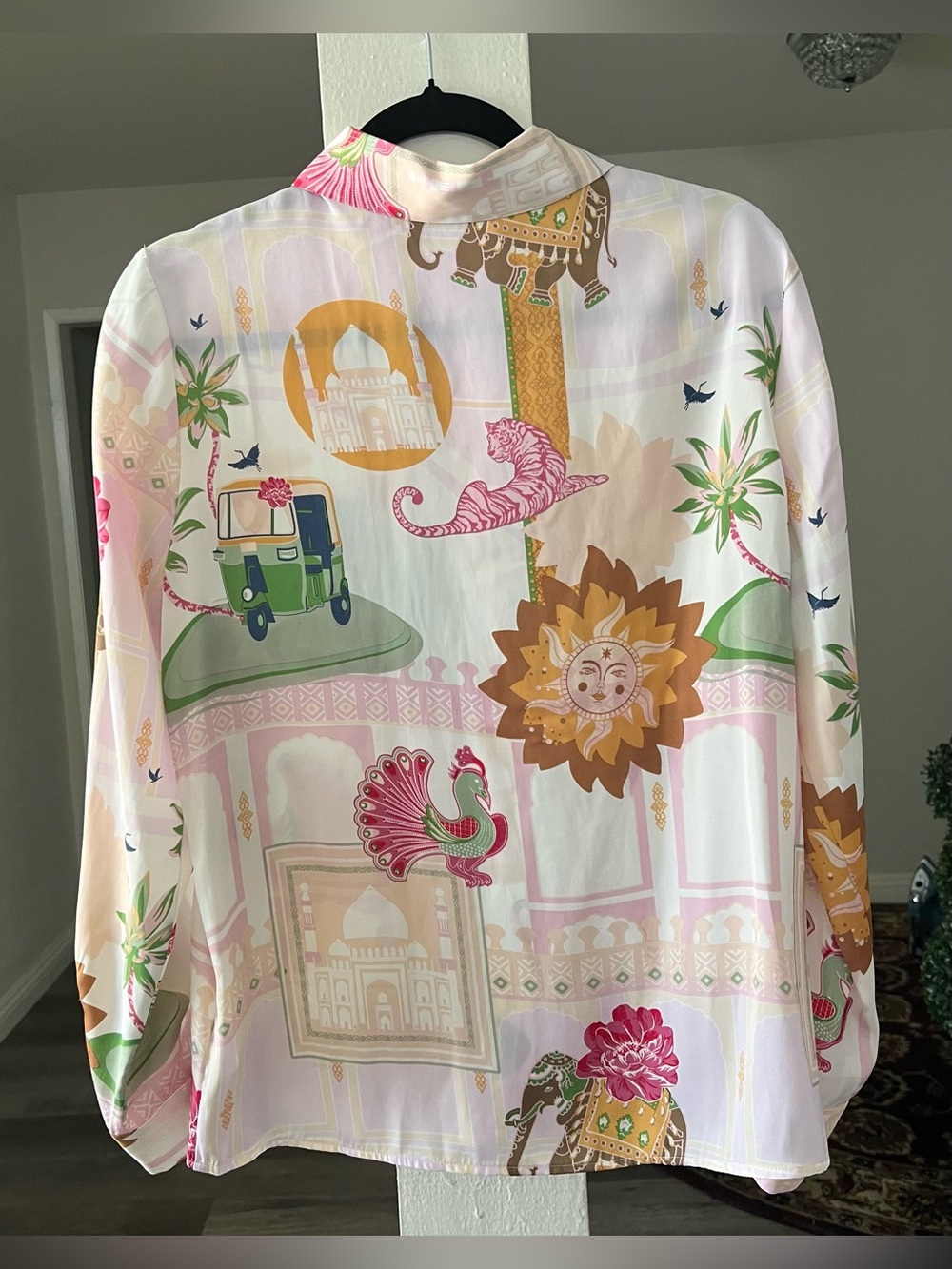 Rachel Zoe Women’s Long-Sleeve Button-Down Shirt - Picture 2 of 6